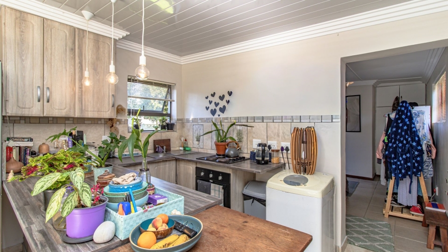 1 Bedroom Property for Sale in Sandbaai Western Cape